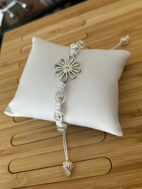 Silver Daisy Bracelet